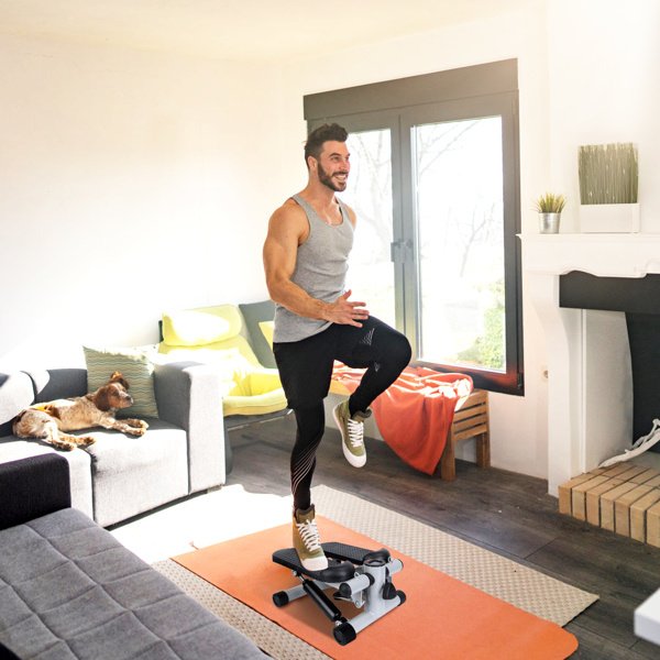 Fitness Step Machine, Mini Step Machine With Resistance Band, Home Fitness Equipment With 330.7LBS Load-bearing Capacity, Hydraulic Fitness Step Machine With LCD Display Screen - Image 2